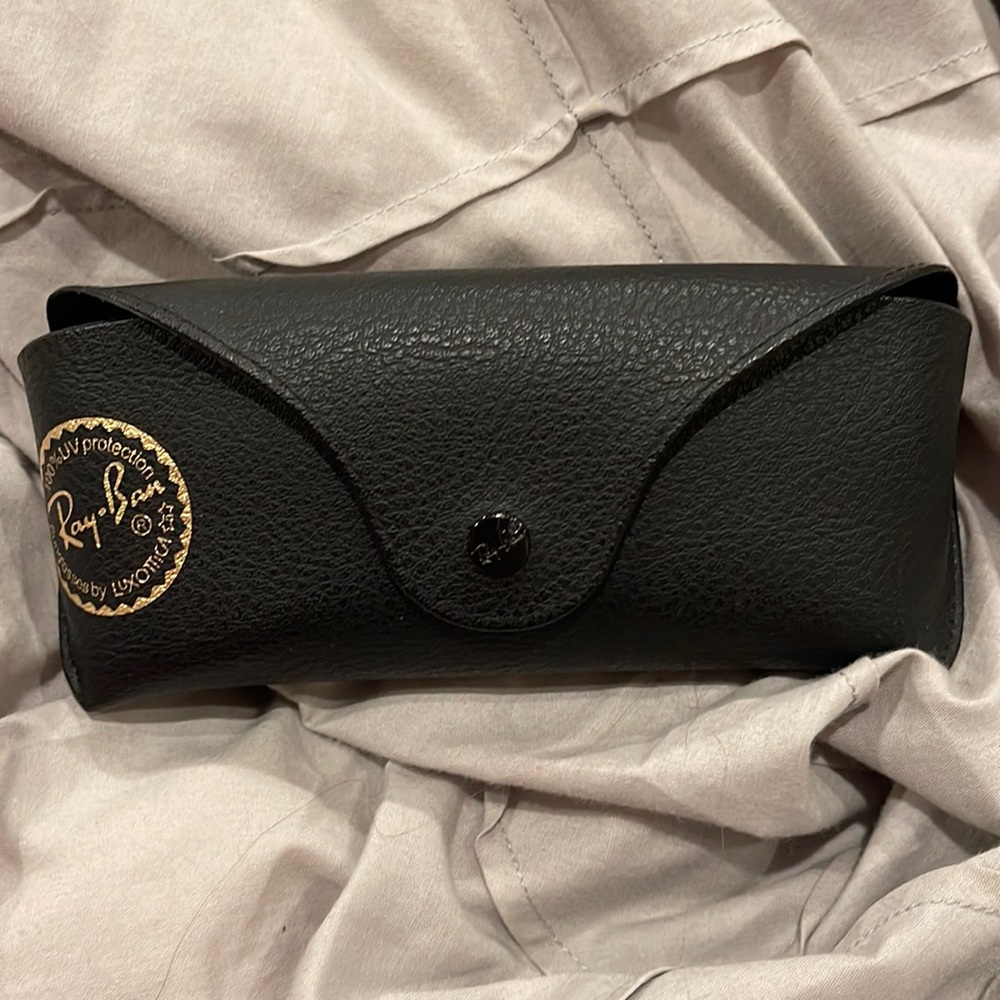 Ray bans case